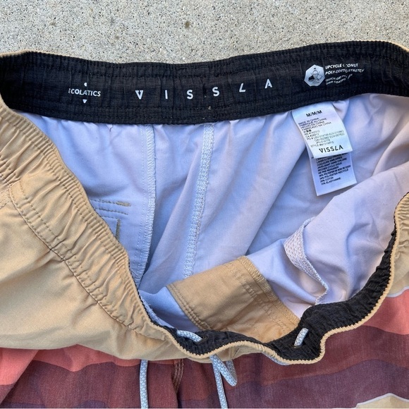 Men's Vissla Board Shorts Multicolor Colorblock M Striped Beach Surf Swim Sun - Picture 3 of 11